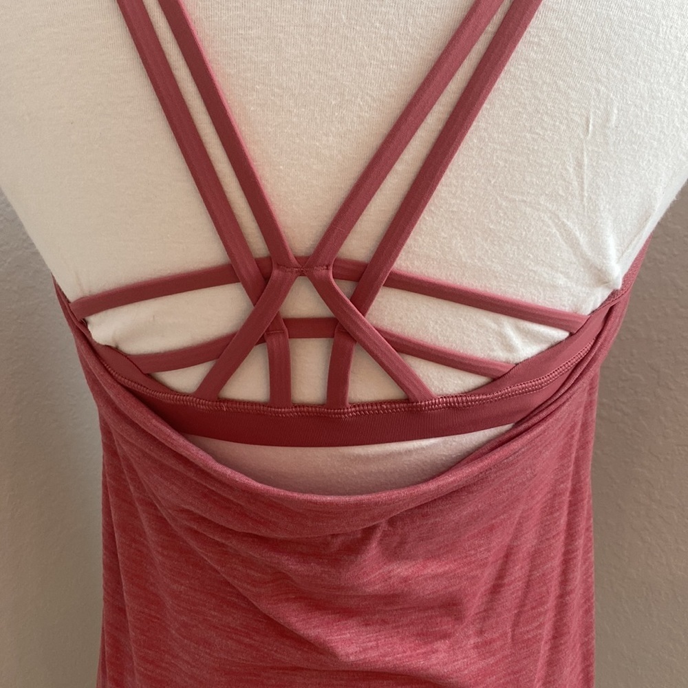 LULULEMON Moment To Movement 2-In-1 Tank Heathered Cherry Tint / Cherry Tint - Picture 12 of 13